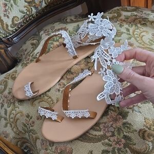 NWOT SHEIN Lace Boho Sandals Size 8.5 Tan&White